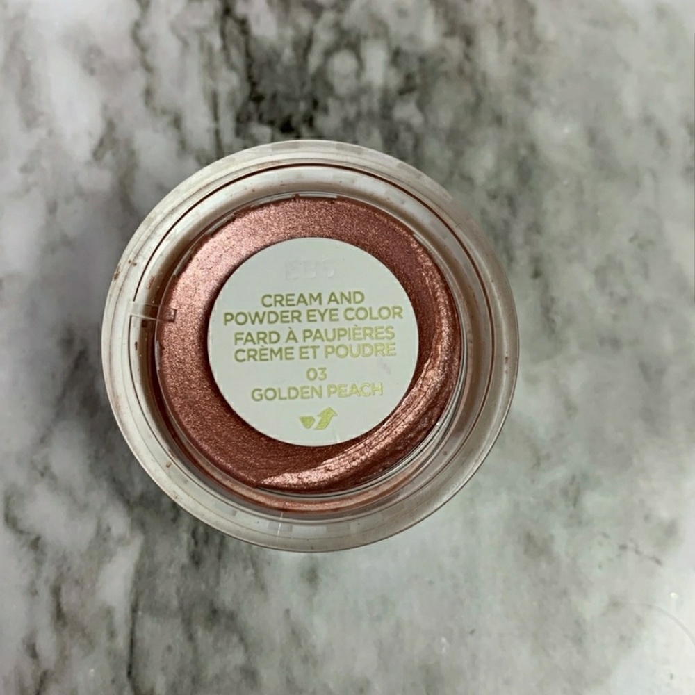 Tom Ford golden peach eyeshadow!